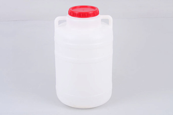 Канистра пласт. 15л бочка М044