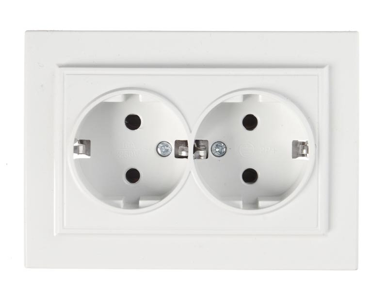 Розетка 2местная Lezard MIRA белый-белый с/з скрытая установка 701-0202-127